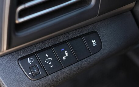 Hyundai Elantra VI рестайлинг, 2019 год, 1 399 000 рублей, 15 фотография