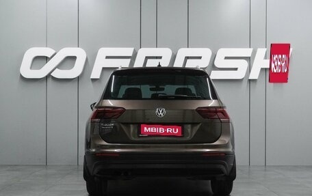 Volkswagen Tiguan II, 2018 год, 2 197 000 рублей, 4 фотография