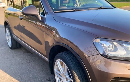 Volkswagen Touareg III, 2013 год, 2 550 000 рублей, 15 фотография