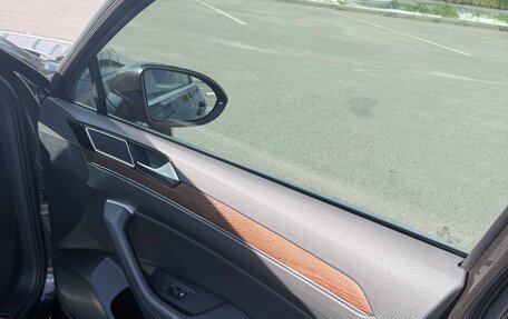 Volkswagen Passat B8 рестайлинг, 2017 год, 2 200 000 рублей, 13 фотография