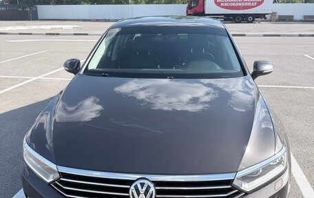 Volkswagen Passat B8 рестайлинг, 2017 год, 2 200 000 рублей, 2 фотография