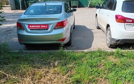Hyundai Solaris II рестайлинг, 2016 год, 850 000 рублей, 5 фотография
