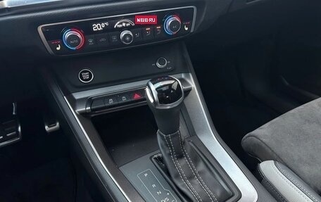 Audi Q3, 2023 год, 2 420 000 рублей, 15 фотография