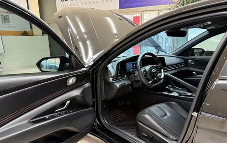 Hyundai Elantra, 2023 год, 1 579 757 рублей, 7 фотография