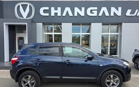 Nissan Qashqai, 2010 год, 835 000 рублей, 2 фотография