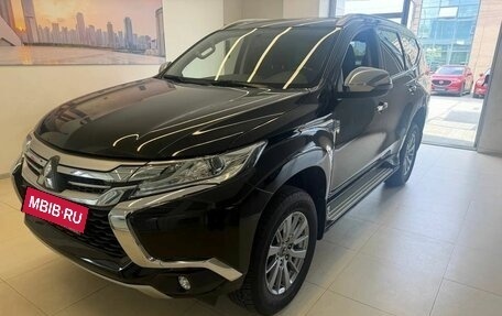 Mitsubishi Pajero Sport III рестайлинг, 2018 год, 2 750 000 рублей, 1 фотография