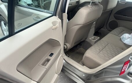 Dodge Caliber I рестайлинг, 2007 год, 690 000 рублей, 14 фотография