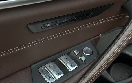 BMW 5 серия, 2022 год, 4 990 000 рублей, 15 фотография