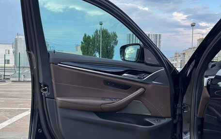 BMW 5 серия, 2022 год, 4 990 000 рублей, 14 фотография