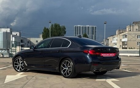 BMW 5 серия, 2022 год, 4 990 000 рублей, 7 фотография