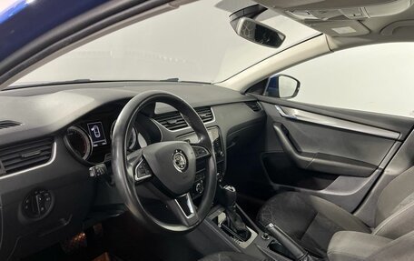 Skoda Octavia, 2020 год, 1 900 000 рублей, 8 фотография
