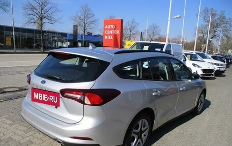 Ford Focus IV, 2022 год, 2 042 979 рублей, 6 фотография