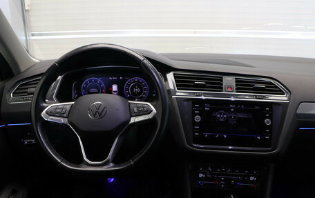 Volkswagen Tiguan II, 2020 год, 2 525 000 рублей, 9 фотография