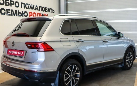 Volkswagen Tiguan II, 2020 год, 2 525 000 рублей, 4 фотография