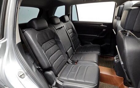 Volkswagen Tiguan II, 2020 год, 2 550 000 рублей, 13 фотография