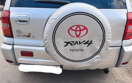 Toyota RAV4, 2004 год, 550 000 рублей, 3 фотография
