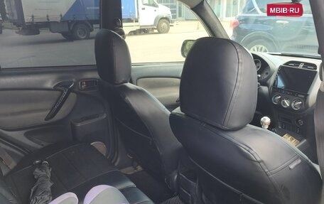 Toyota RAV4, 2004 год, 550 000 рублей, 6 фотография