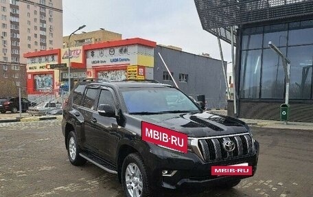 Toyota Land Cruiser Prado 150 рестайлинг 2, 2017 год, 4 700 000 рублей, 6 фотография