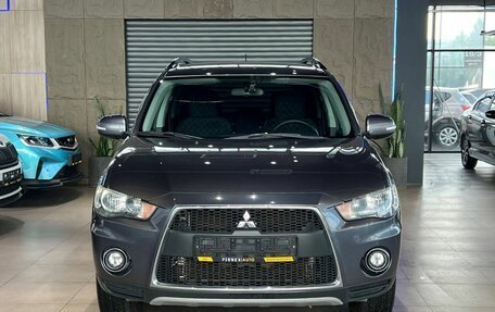 Mitsubishi Outlander III рестайлинг 3, 2011 год, 1 395 000 рублей, 2 фотография