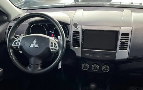 Mitsubishi Outlander III рестайлинг 3, 2011 год, 1 395 000 рублей, 18 фотография