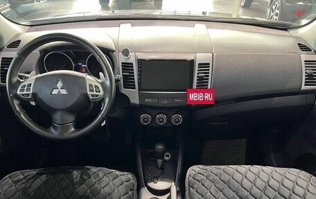 Mitsubishi Outlander III рестайлинг 3, 2011 год, 1 395 000 рублей, 17 фотография