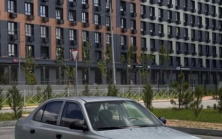 Hyundai Accent II, 2005 год, 280 000 рублей, 1 фотография