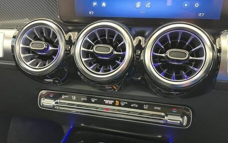 Mercedes-Benz GLB, 2023 год, 2 760 000 рублей, 13 фотография