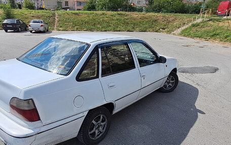 Daewoo Nexia I рестайлинг, 2000 год, 135 000 рублей, 8 фотография