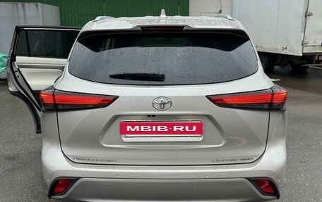 Toyota Highlander, 2025 год, 5 200 000 рублей, 29 фотография
