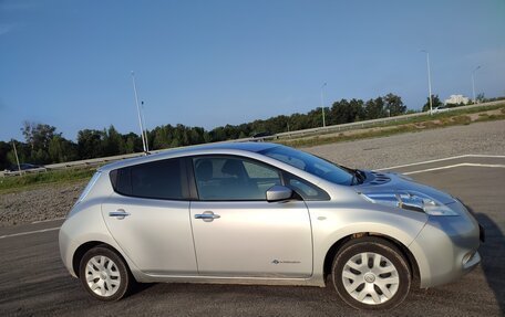 Nissan Leaf I, 2016 год, 995 000 рублей, 4 фотография