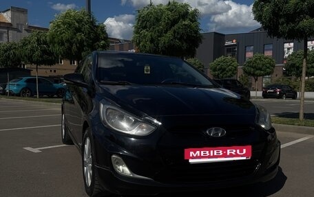 Hyundai Solaris II рестайлинг, 2011 год, 540 000 рублей, 4 фотография