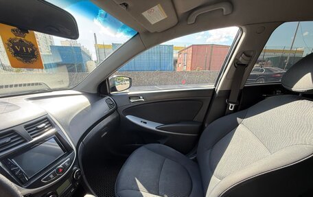 Hyundai Solaris II рестайлинг, 2011 год, 540 000 рублей, 12 фотография