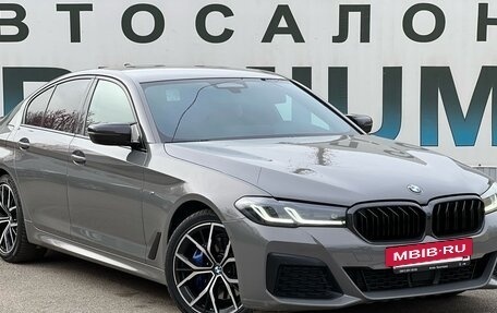 BMW 5 серия, 2021 год, 6 200 000 рублей, 2 фотография