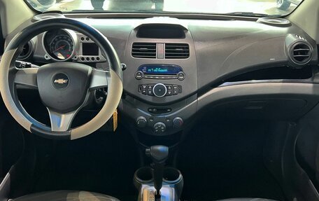 Chevrolet Spark III, 2011 год, 700 000 рублей, 17 фотография