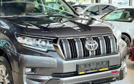 Toyota Land Cruiser Prado 150 рестайлинг 2, 2019 год, 5 900 000 рублей, 8 фотография