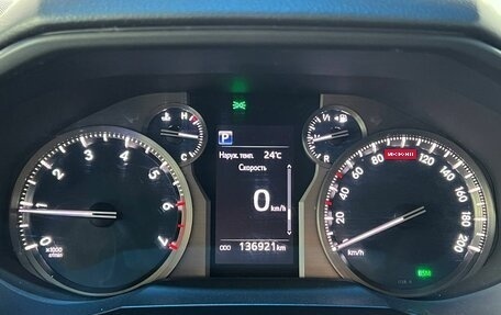 Toyota Land Cruiser Prado 150 рестайлинг 2, 2019 год, 5 900 000 рублей, 23 фотография