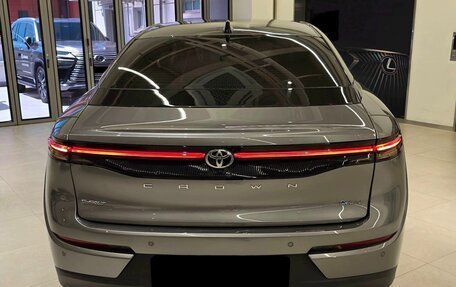 Toyota Crown, 2025 год, 6 799 000 рублей, 3 фотография