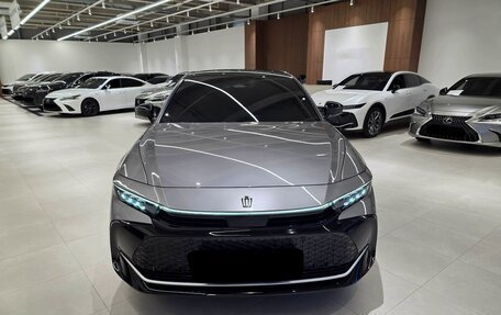 Toyota Crown, 2025 год, 6 799 000 рублей, 2 фотография