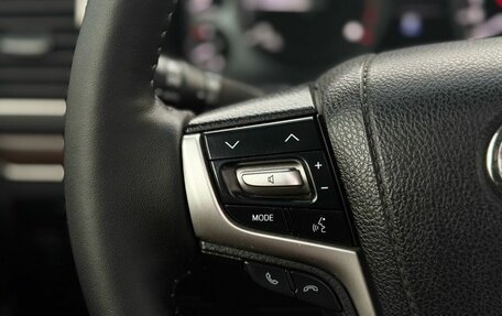 Toyota Land Cruiser 200, 2016 год, 4 990 000 рублей, 17 фотография