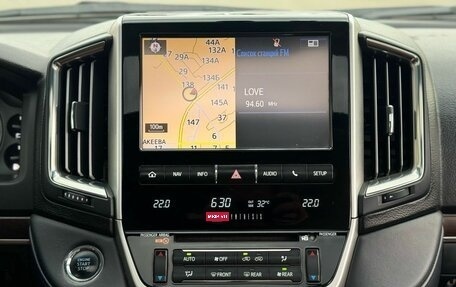 Toyota Land Cruiser 200, 2016 год, 4 990 000 рублей, 18 фотография
