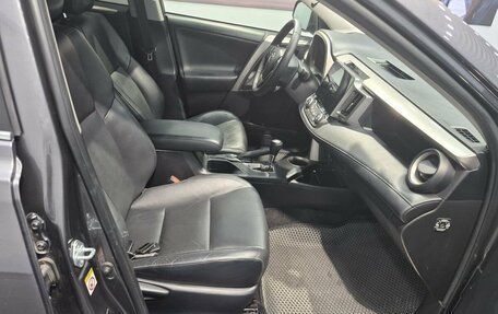 Toyota RAV4, 2013 год, 2 046 000 рублей, 23 фотография