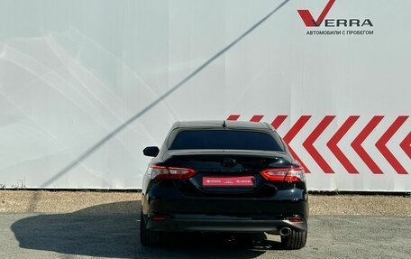 Toyota Camry, 2022 год, 2 630 000 рублей, 5 фотография