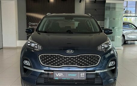 KIA Sportage IV рестайлинг, 2020 год, 2 375 000 рублей, 2 фотография