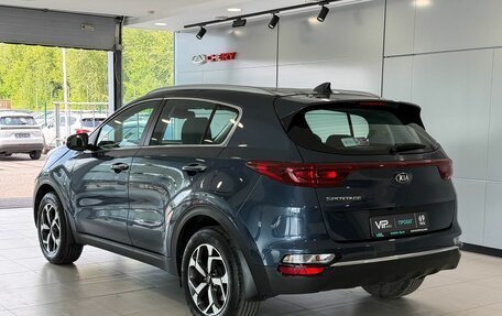 KIA Sportage IV рестайлинг, 2020 год, 2 375 000 рублей, 4 фотография