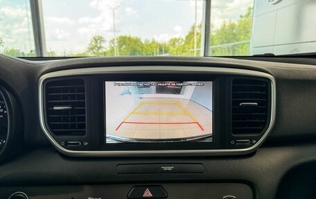 KIA Sportage IV рестайлинг, 2020 год, 2 375 000 рублей, 15 фотография