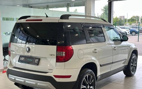 Skoda Yeti I рестайлинг, 2015 год, 1 097 000 рублей, 4 фотография