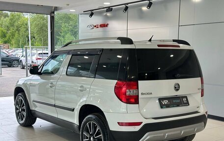 Skoda Yeti I рестайлинг, 2015 год, 1 097 000 рублей, 6 фотография