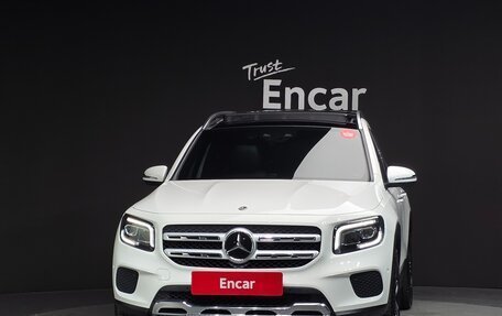 Mercedes-Benz GLB, 2022 год, 3 670 000 рублей, 2 фотография