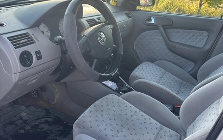 Volkswagen Pointer, 2005 год, 140 000 рублей, 6 фотография