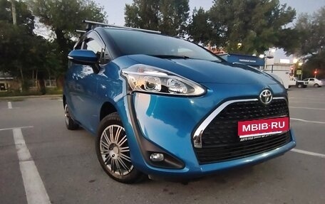 Toyota Sienta II, 2019 год, 1 500 000 рублей, 1 фотография